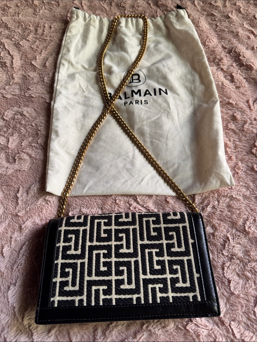 Balmain Black & Cream Monogram Crossbody with Gold Chain - Picture 4 of 13
